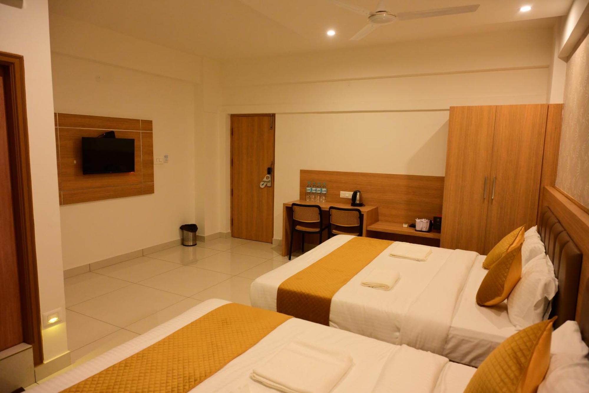 Bimba Hotels Майсуру Екстер'єр фото